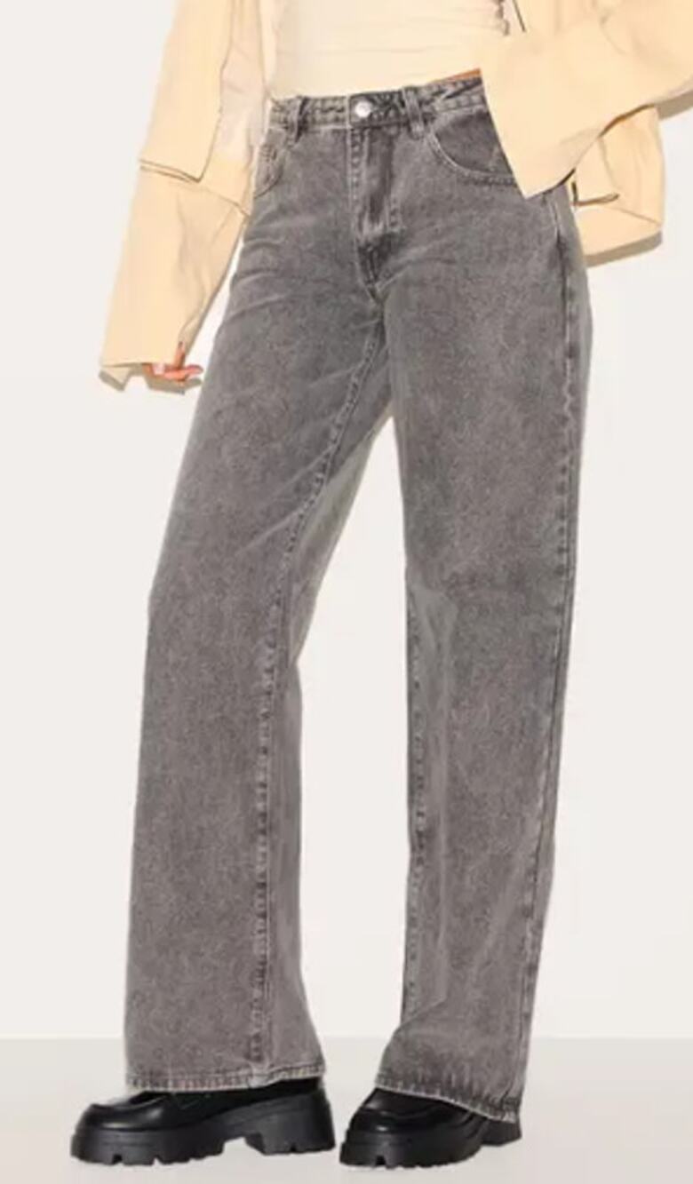 PrettyLittleThing High Rise Straight Leg Jeans Washed Gray Size 4